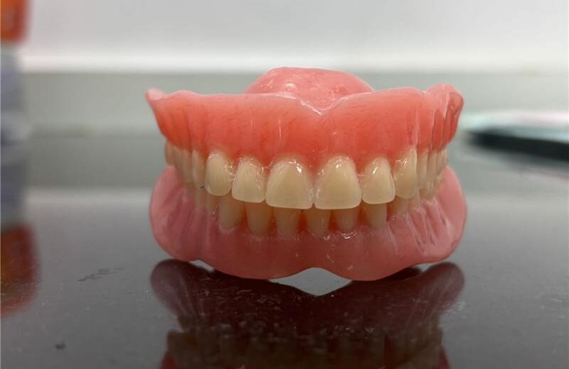 Complete/Partial Dentures